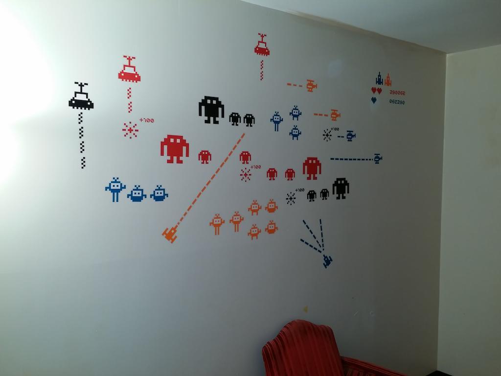 House Hostel *